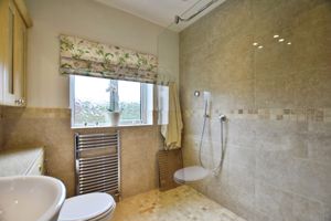 Photo 16- click for photo gallery